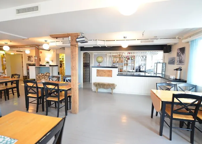 Отель Finnholmen Brygge 2*