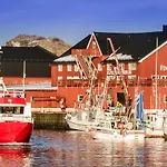 Finnholmen Brygge Hotel Henningsvaer