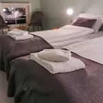 Hotel Finnholmen Brygge Henningsvaer